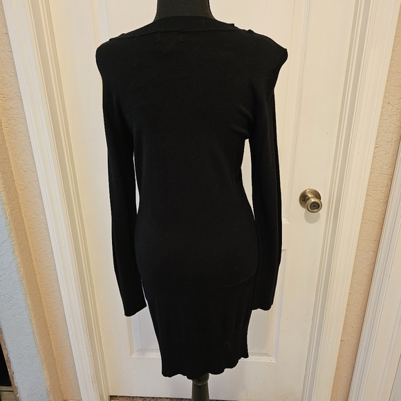 Color Block Sweater Dress - Picture 10 of 12